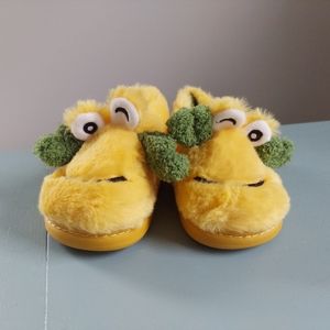 Super Fuzzy Soft Crab Kids Shoes Rubber Soles Yellow and Green Cute